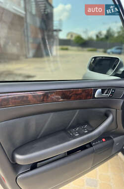 Седан Audi A6 2002 в 