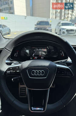 Седан Audi A6 2023 в 