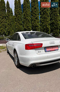 Седан Audi A6 2015 в 