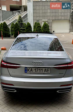 Седан Audi A6 2019 в 