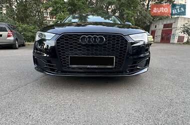 Универсал Audi A6 2015 в 