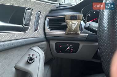Универсал Audi A6 2015 в 
