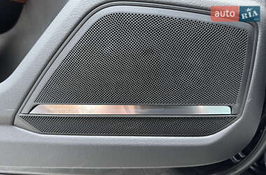 Седан Audi A6 2019 в 