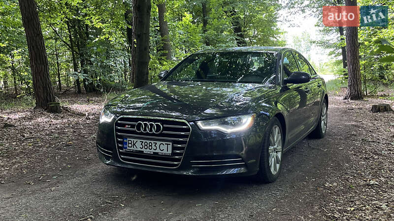 Седан Audi A6 2013 в 