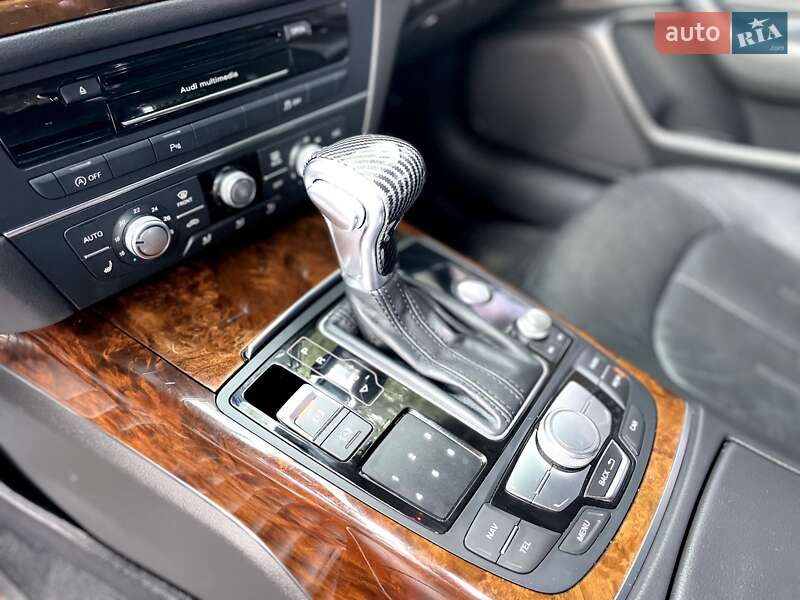 Седан Audi A6 2014 в Киеве
