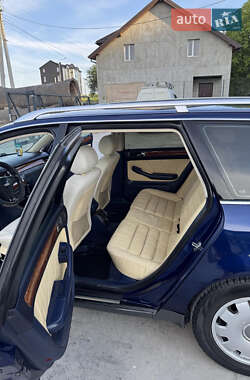 Універсал Audi A6 1998 в 