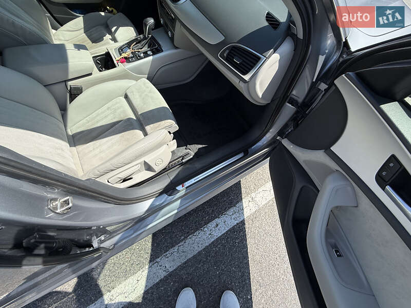 Седан Audi A6 2015 в Полтаве