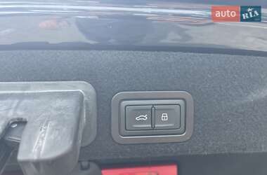 Седан Audi A6 2017 в 
