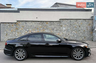 Седан Audi A6 2015 в 
