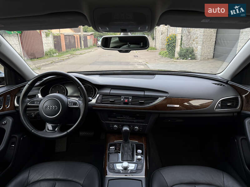 Седан Audi A6 2015 в Киеве