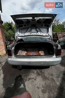 Седан Audi A6 1995 в 