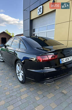 Седан Audi A6 2015 в 