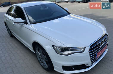 Седан Audi A6 2015 в 