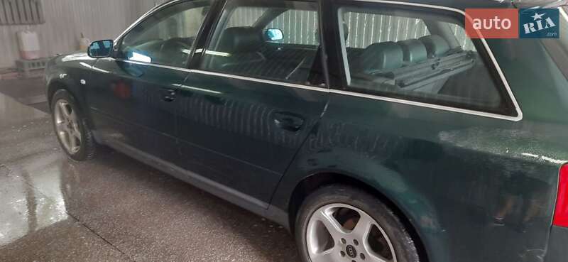 Универсал Audi A6 2000 в Хотине