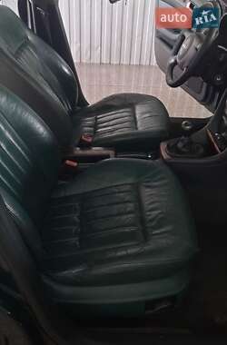 Универсал Audi A6 2000 в 