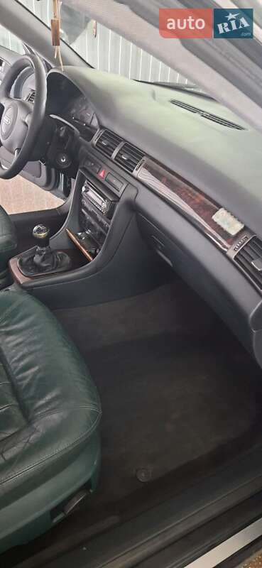 Универсал Audi A6 2000 в Хотине