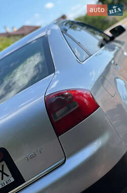 Седан Audi A6 2004 в 