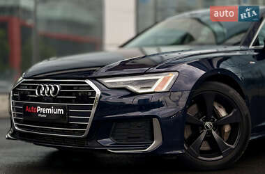 Седан Audi A6 2022 в 