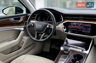 Седан Audi A6 2022 в 