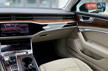 Седан Audi A6 2022 в 