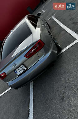 Седан Audi A6 2013 в 