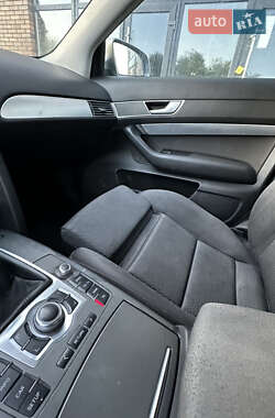 Седан Audi A6 2004 в 