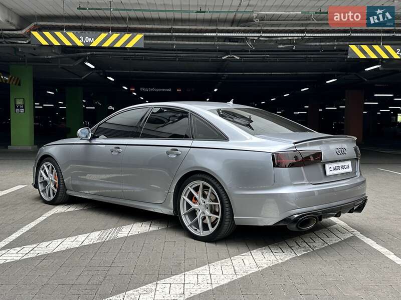Седан Audi A6 2015 в Киеве