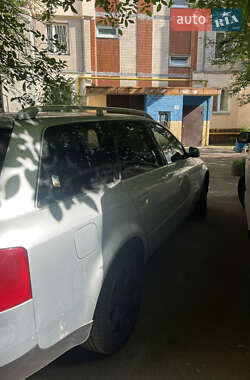 Универсал Audi A6 1998 в 