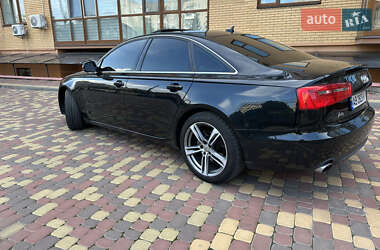 Седан Audi A6 2012 в 