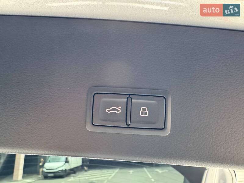 Универсал Audi A6 2015 в Киеве