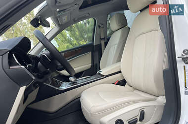 Седан Audi A6 2021 в 