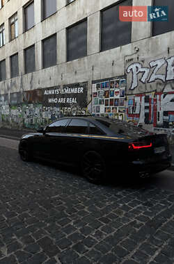 Седан Audi A6 2013 в 
