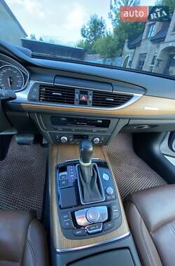 Седан Audi A6 2015 в 
