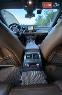 Седан Audi A6 2015 в 