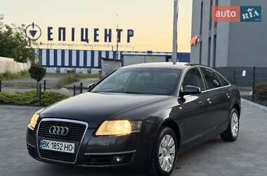 Седан Audi A6 2004 в 