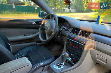 Седан Audi A6 2001 в 