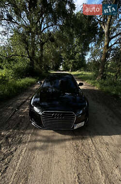Седан Audi A6 2015 в 