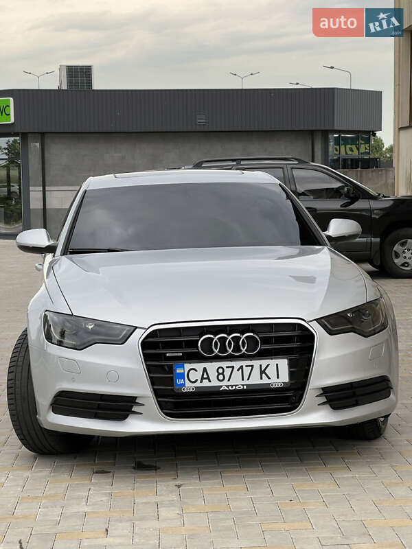 Седан Audi A6 2012 в Гайсине