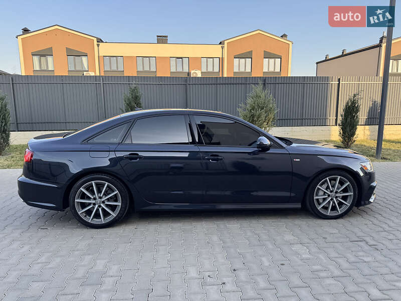 Седан Audi A6 2018 в Ужгороде