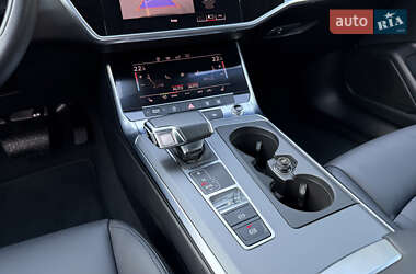 Универсал Audi A6 2019 в 