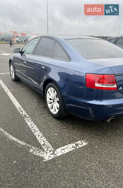 Седан Audi A6 2004 в 