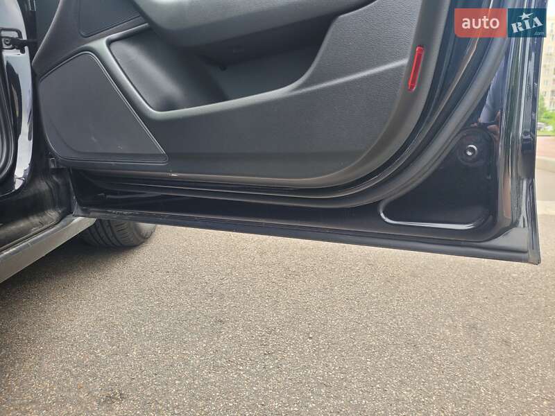 Универсал Audi A6 2014 в Киеве