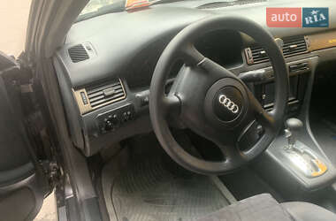 Седан Audi A6 2000 в 