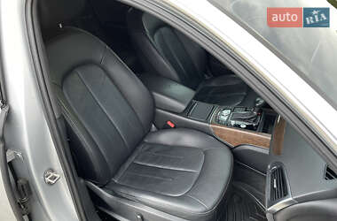 Седан Audi A6 2015 в 