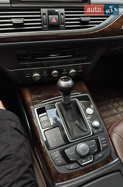 Седан Audi A6 2014 в 