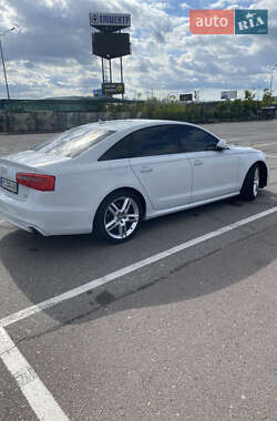 Седан Audi A6 2014 в 
