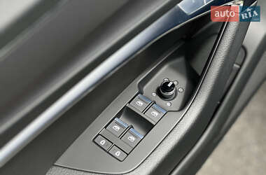 Седан Audi A6 2022 в 