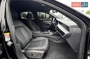 Седан Audi A6 2022 в 