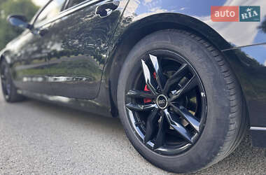 Универсал Audi A6 2015 в 