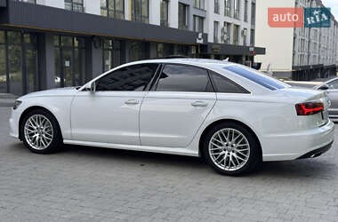 Седан Audi A6 2015 в 